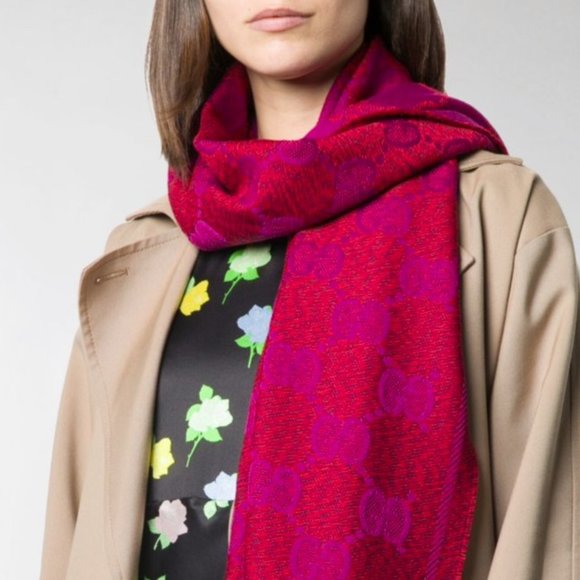 NEW GUCCI GG Jacquard Wool Scarf in Red And Pink $590 Authentic - Picture 5 of 7